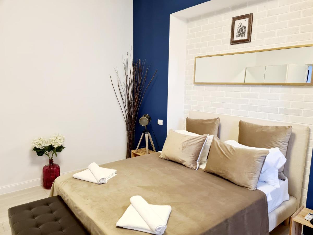 Metropole Apartments - Old City Букурещ Стая снимка